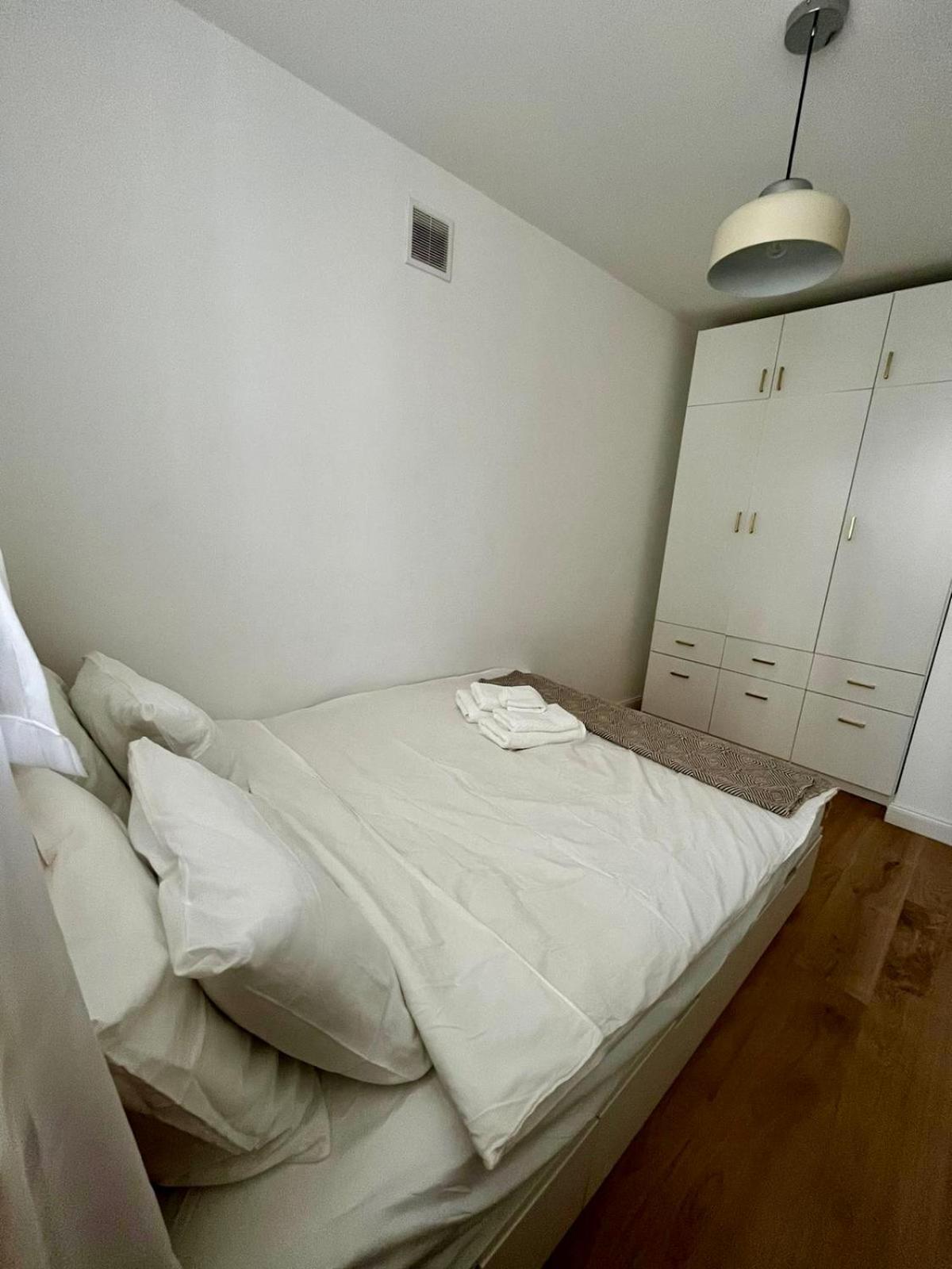 Appartamento Apartament Mila - Muzeum Polin Varsavia Esterno foto